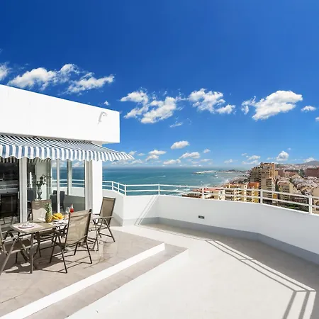 Apartment Impresionante Atico, Primera Liinea Playa, Vistas Al Mar, Piscina Comunitaria Fuengirola